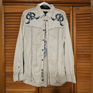 Men's Roar brand shirt